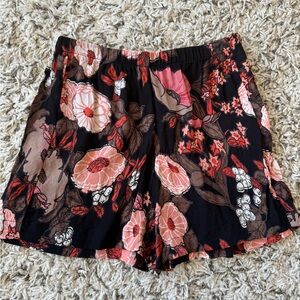 Reformation Rayon Black Floral Women's Shorts